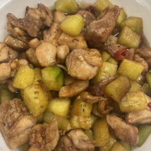 Chicken Thigh & Cucumber Stir-Fry黄瓜炒鸡腿